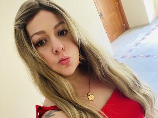 SamanthaGold Blowjob XXX Cams - Photo 8/21