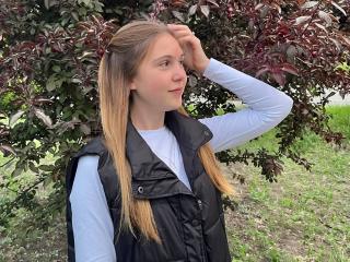 DeeannMilloy Amateur Live Cam - Photo 15/16