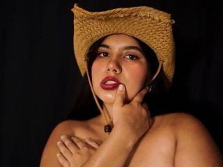 SienaBella Blowjob XXX Cams - Photo 5/11