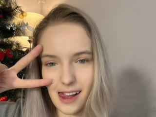 NicoleSpritzer Pussy Video Webcam - Photo 8/21