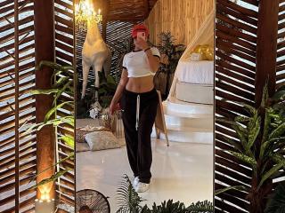 AlessiaFerry Webcam Porno Live - Photo 16/21