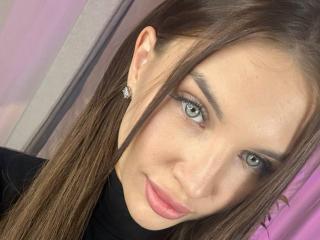 LunaRundlett Anal en Webcam Live - Photo 18/18