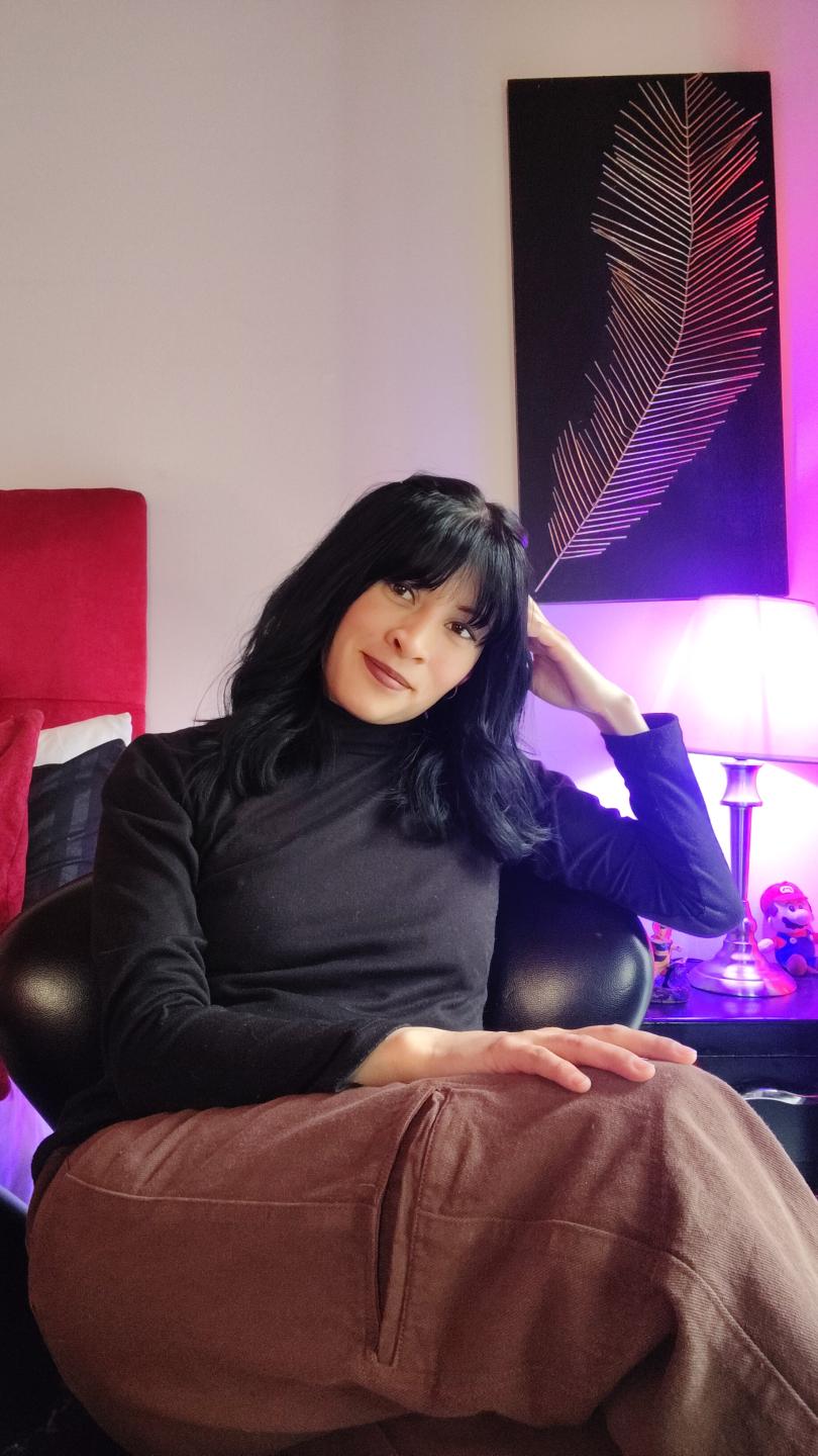 webcam model IssisDiosa from XloveCam webcam model IssisDiosa from XloveCam