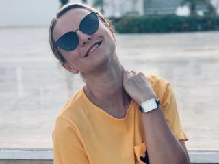 BelleLisaG Live Cam Porn - Photo 15/21