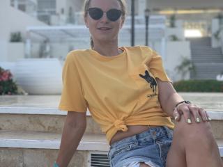 BelleLisaG Live Cam Porn - Photo 14/21