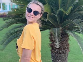 BelleLisaG Live Cam Porn - Photo 3/21