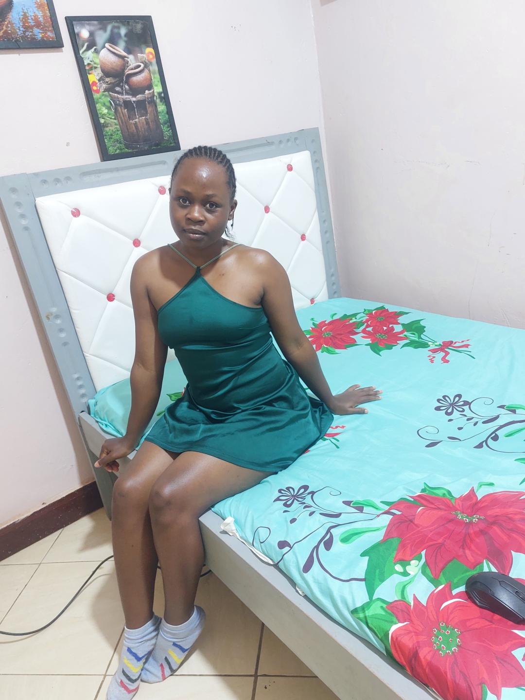 webcam model WandaCandy from XloveCam webcam model WandaCandy from XloveCam