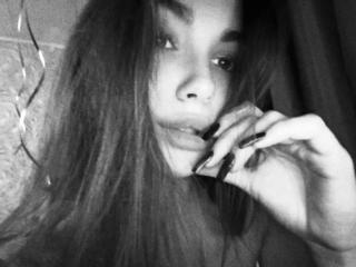 EmeraldWeinreb Boobs Liveshow - Photo 5/16