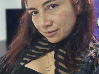 AlessiaRed Webcam Porno Live - Photo 9/21