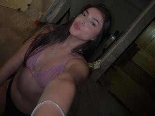 EsmeraldaColllins Seins Liveshow - Photo 5/6