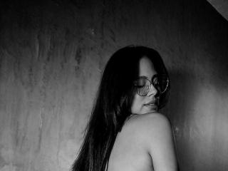 RossaHot Sex Brunette - Photo 5/21