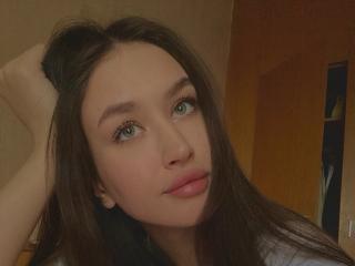 EstherDambrose Boobs Liveshow - Photo 21/21