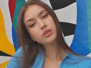 EstherDambrose Boobs Liveshow - Photo 16/21