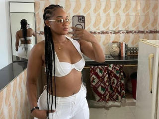 MeghanNixx Image Gallery