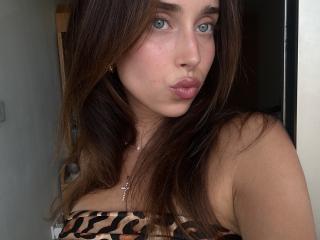 AdeleVibe Webcam Porno Live - Photo 13/13