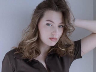 Photo of KimberlyCristall-hot