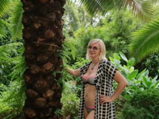 RoseQMagic Sex Brunette - Photo 5/20