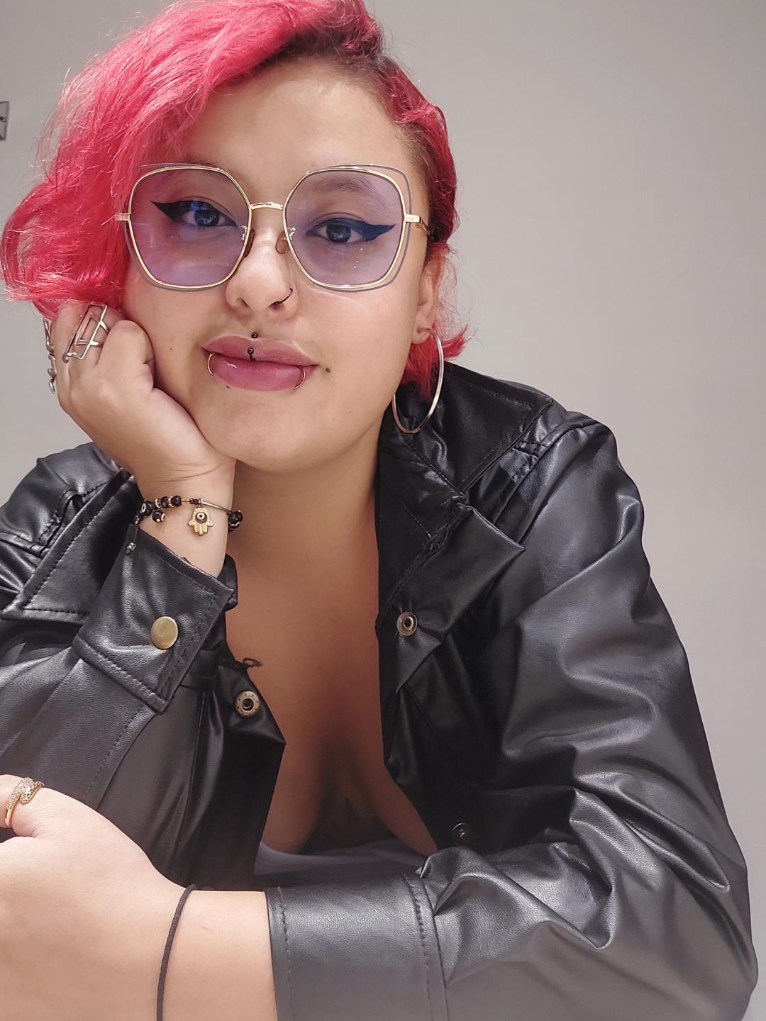 webcam model RubiBabee from XloveCam webcam model RubiBabee from XloveCam