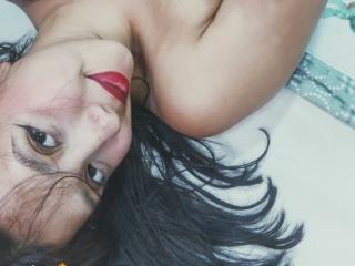 AbrilKoss Webcam Porno Live - Photo 21/21