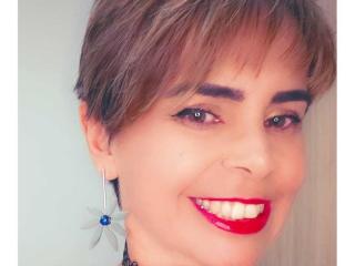 EvaLuv Image Gallery