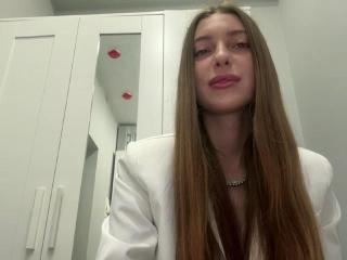 ErinMarrujo Seins Liveshow - Photo 9/21