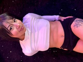 AmeliePiere Webcam Porno Live - Photo 21/21