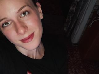 DebbyPennimpede - Live sex cams model