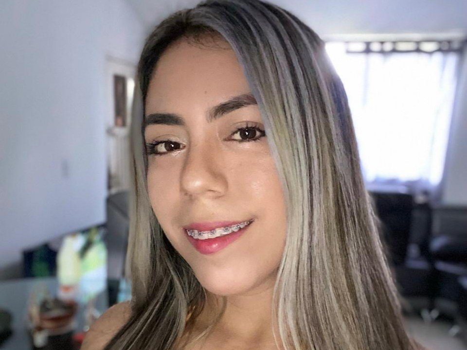 QuickHookup — live cam photo 6
