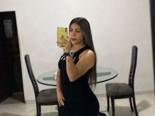 QuickHookup Ass XXX - Photo 7/19