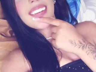 EimmyyRousee Seins Liveshow - Photo 15/21