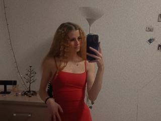 Watch  BerniceLolita live on XLoveCam