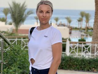 BelleLisaG Live Cam Porn - Photo 11/21