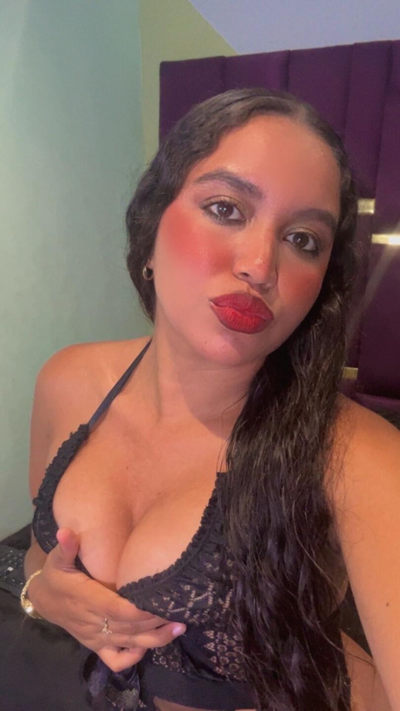 webcam model JeimyCampos from XloveCam webcam model JeimyCampos from XloveCam