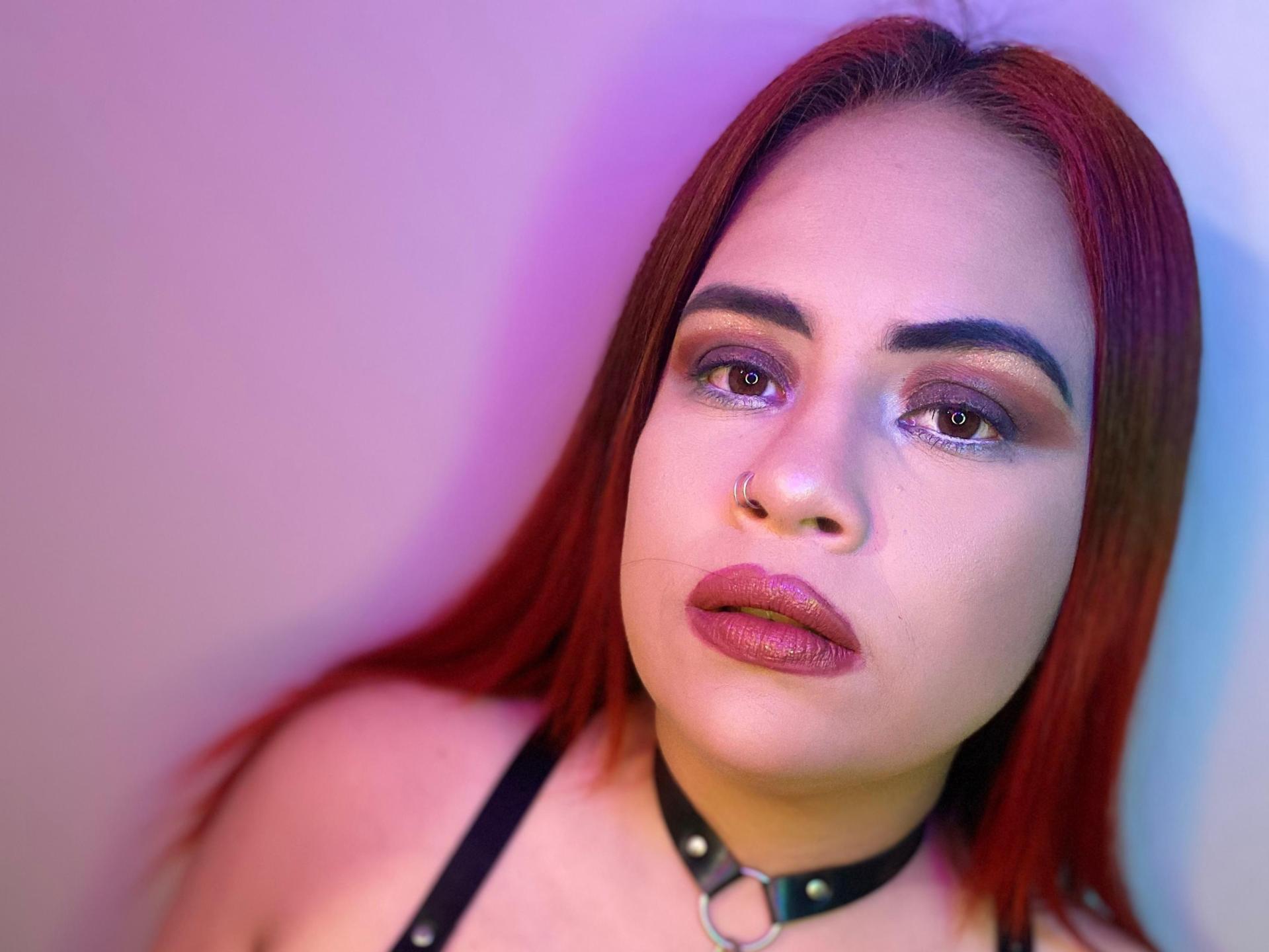 webcam model JoliColette from XloveCam webcam model JoliColette from XloveCam