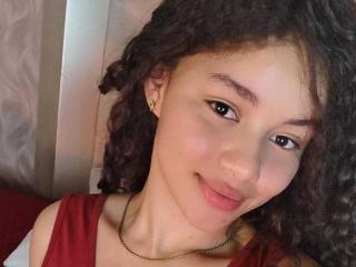 LoreneCurly Anal en Webcam Live - Photo 8/21