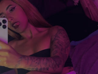 NicolForest Pussy Video Webcam - Photo 10/21