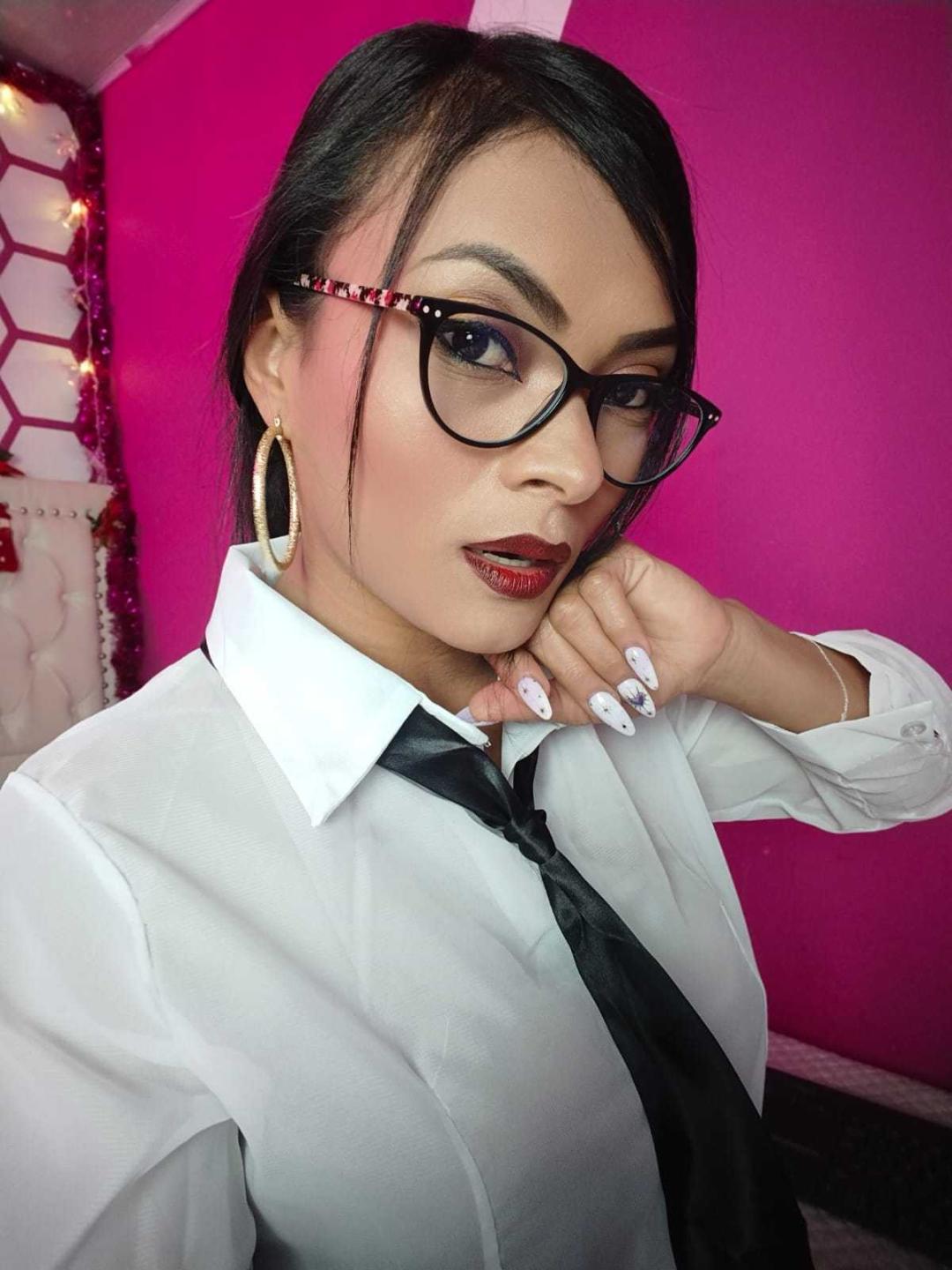 webcam model KalieBennett from XloveCam webcam model KalieBennett from XloveCam