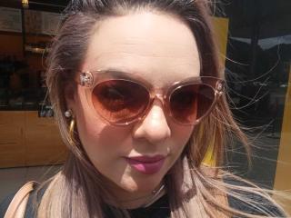 AvaMia Webcam Porno Live - Photo 8/21