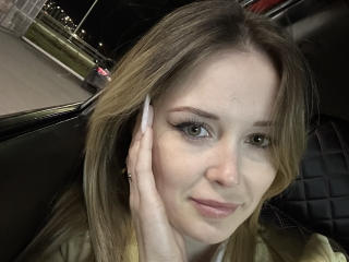 AnnamariaVillarin - Live sex cams model