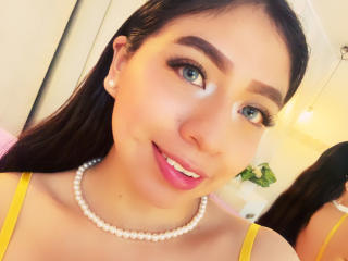 ZoeRedds MILF Live - Photo 9/21