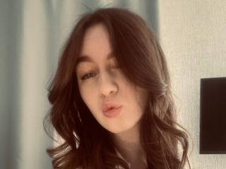 SaraRosenbarger Blowjob XXX Cams - Photo 15/21