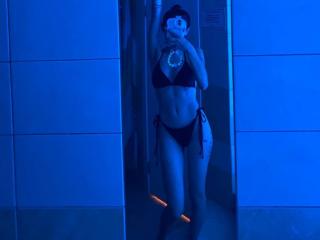 AleneNghiem Webcam Porno Live - Photo 7/21