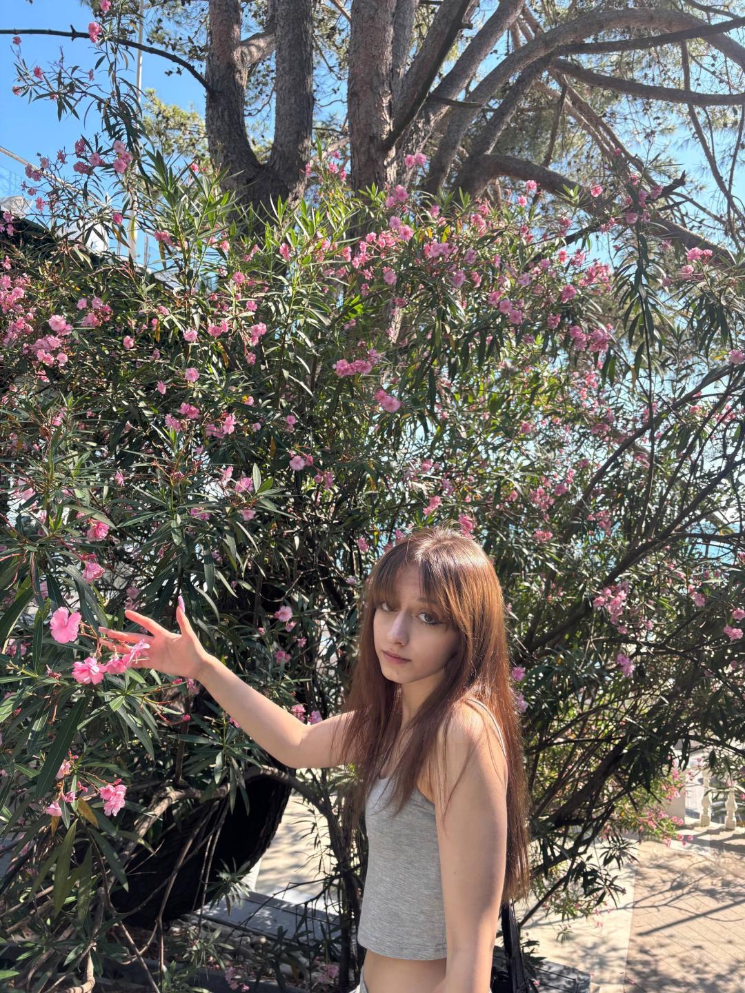 webcam model ShanellMelchor from XloveCam webcam model ShanellMelchor from XloveCam