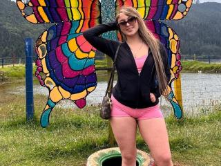 SamanthaRivera Blowjob XXX Cams - Photo 17/21