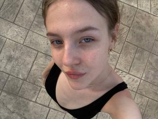 DignaHottie Amateur Live Webcam - Photo 8/12