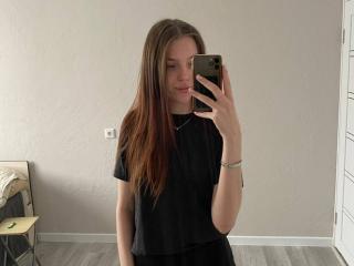 DignaHottie Amateur Live Webcam - Photo 4/12