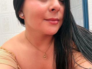 EmaJames Boobs Liveshow - Photo 18/21