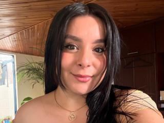 EmaJames Boobs Liveshow - Photo 17/21