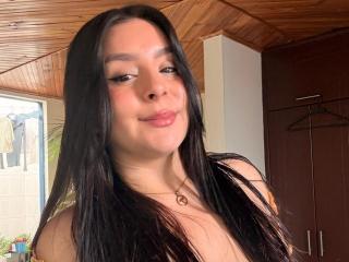 EmaJames Boobs Liveshow - Photo 10/21