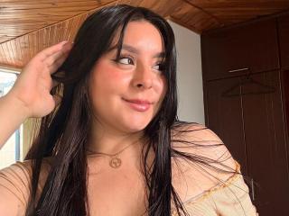 EmaJames Boobs Liveshow - Photo 7/21